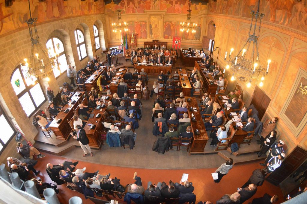 Consiglio Provinciale e Consiglio Comunale di Arezzo: il documento